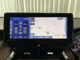 純正ナビです!純正ならではのピッタリと収まった感じが、より一層スタイリッシュな雰囲気を演出してくれます。