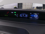 視認性の良いスピードメーターですね。夜も見やすく表示されますので運転が楽しくなります。