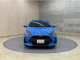 お車購入のポイントとなるフロントマスクです!シャープな目つきが印象的なデザインのヘッドランプです。