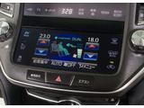 使いやすさや安全性を追求したステアリング周り!高級車ゆえにスイッチ類が多いのも特徴ですね!考え尽くされた配置ですぐに使いこなす事が出来ますのでご安心下さい!是非、体感してみて下さい!!