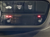 運転席&助手席シートヒーター付で、寒い日も快適です。