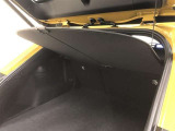 【トノカバー】荷物に直射日光が当たるのを防ぐだけでなく、目隠しとしての役割も果たしてくれるので、防犯面でも役立ちます!