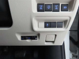 両側電動のスライドドアで楽々スムース!運転席からも開閉の操作もできます♪キーのスイッチひとつで自動開閉できる便利な機能もついてます♪