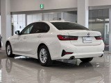 BMWを熟知したメカニックよる100項目の納車前点検☆ドイツ本国と同様の教育・訓練を受けたBMW専門メカニックが100項目にも上るポイントを徹底的にチェックいたします。