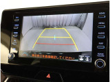 バックガイドモニターで、後方を確認しながら安心して駐車することができます。運転初心者も熟練者も必須の機能ですよ!