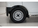 タイヤサイズ(145/80R12)です。