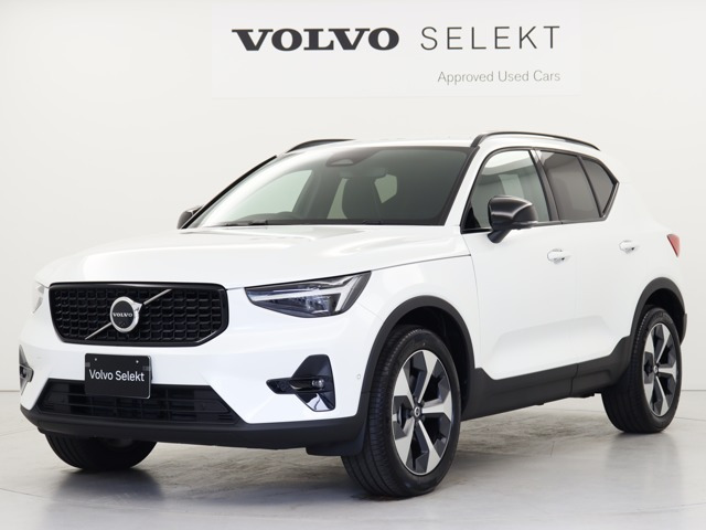 XC40 ウルトラ B4 AWD ダークエディション 4WD 