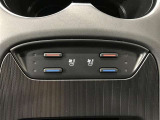 シートヒーター&シートベンチレーション機能付きで、真冬や真夏でも快適なドライビングをお楽しみいただけます♪