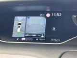 【 全方位カメラ 】上から見下ろしたように駐車が可能です。安心して縦列駐車も可能です♪