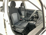 【運転席・助手席】内装ルームクリーニング済みです。しっかり綺麗にしていますので、是非、お確かめください。車に自信があるからこそ、是非一度ご来店頂き内外装も見てもらえると幸いです。