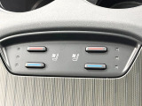 【シートベンチレーション】夏場は涼しい風でお尻や背中の熱やムレを防ぎ、冬はエアコンよりも早く温まってポカポカに!季節を問わず快適に過ごせます。