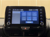 ディスプレイオーディオを装備。スマホと車をつなぐことで、これまでのナビに加えていろんなサービスが楽しめます。
