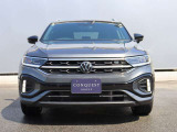 元社有車でコンディション良好。ディーゼルの力強い走りとRライン専用装備で、見た目も走りもワンランク上の一台です。