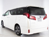 ★展示前点検実施★特殊な機材も用いて、全車点検を実施しております!