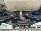 下回りの状態です。錆が少ない車です。