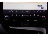 【エアコンまわり】 各操作スイッチなども使いやすい位置に配置されています。