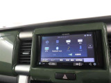【ナビゲーション】には、携帯からの音楽情報が聞ける『Bluetooth機能付き』!大好きな音楽を聴きながらのドライブが出来そうですね!