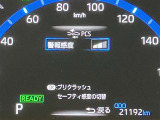 視認性の良いメ-タ-を採用しており、快適なドライブをサポ-トします♪