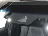 【衝突被害軽減ブレーキ】前方の車両や横断する歩行者などを検知した時、衝突回避や被害軽減をサポートします。
