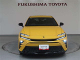 シャープで精悍な印象のハンマーヘッドフェイス!ワイドに構える表情が、よりスポーティさを演出!