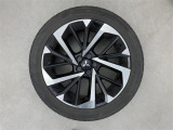 アウトランダー PHEV 2.4 P 4WD サンルーフ 修復歴無し