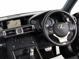 ★使いやすさや安全性を追求したステアリング周り!高級車ゆえにスイッチ類が多いのも特徴ですね!考え尽くされた配置ですぐに使いこなす事が出来ますのでご安心下さい!是非、体感してみて下さい!!