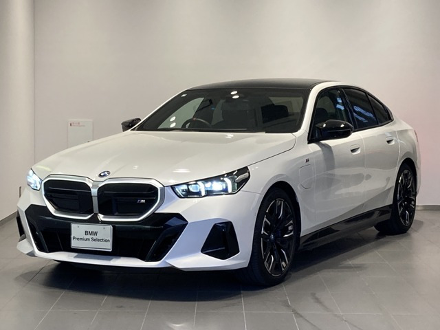 BMW i5 