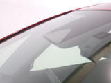 ホンダセンシング搭載。誤発進抑制機能・路外逸脱抑制機能・歩行者事故低減ステアリング・車線維持支援システム・先進車発進お知らせ機能など多彩な先進安全機能でより安全で快適なドライブを支援します。