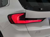 BMW伝統のL字型テールライト