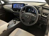 コックピットのような運転席は、ドライバーの運転する楽しさをさらに引き立ててくれます。