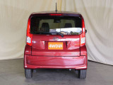■店頭のお車には、車検(保安基準品)OKのものでありましたらカスタマイズオプションも可能です。カスタマイズでおしゃれにドレスアップはいかがでしょうか?アルミのインチアップ等もご相談下さい。