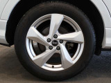 アルミホイール 5アームデザイン 7.0J x 18 235/55R18