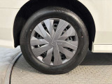 スタイリッシュな純正ホイールカバー☆ 205/65R16