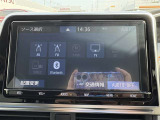 嬉しい装備です♪フルセグTV・DVD再生・Bluetoothオーディオに対応しています!!