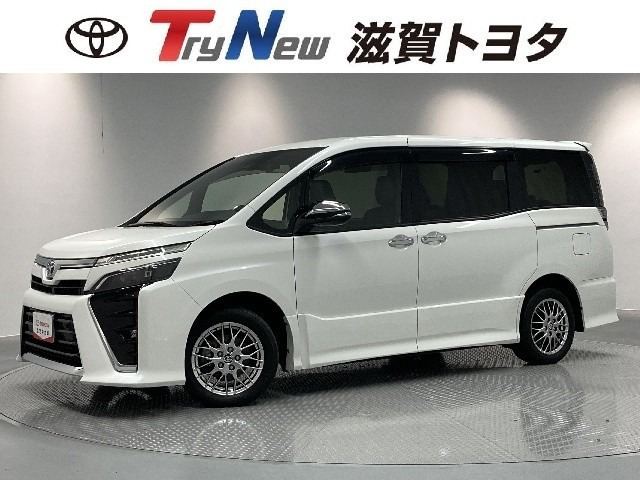 トヨタ ヴォクシー 