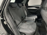 ナンバー付きの車両は公道試乗可能です(登録済未使用車など一部除く)。また、取り回しの確認など、広い場内でご試乗も可能です。お気軽に申し付けください。
