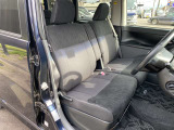 【運転席シート】