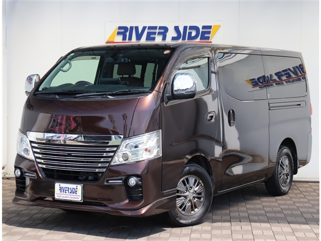 日産 NV350キャラバンワゴン 