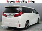 中古車の総合評価や内外装の状態などがひと目でわかるよう、トヨタ車のプロの検査員が車両状態を検査した「車両検査証明書」をご用意しています。