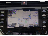 ★メーカーオプションの大画面SDナビが装備されています!地図情報の更新も出来ますので安心してお使い頂けます!