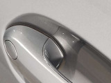 【ボディコーティングで新車時の輝きを】ご納車前にボディを磨き上げ下地処理を行った上で、コーティングを施工します。軽微な小傷も無くなりより新車時の輝きに近い状態でお届けできます。ぜひご用命下さい!