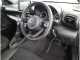 見通しのよいすっきりとした視界で、誰でも運転しやすいです。運転のしやすさは疲れにくさにも繋がりますよ♪