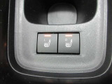 寒い日に重宝するシートヒーターを運転席&助手席に設置!エアコンより早く温まるので寒がりの人におすすめです!エアコンと違って空気が乾燥しにくいのもシートヒーターの嬉しいポイントです★
