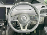 【ステアリングスイッチ】運転中、前方から目線をそらすことなく、オーディオ等の操作が可能な便利機能!安心&快適なドライブを演出してくれます♪