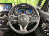 【純正革巻きステアリング】上質な革を使用することで、手にしっかり馴染みとても運転しやすいハンドルです♪