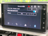 【9インチ ディスプレイオーディオ】大画面ディスプレイへお持ちのスマートフォンと連携して、ナビやbluetoothでの音楽再生が可能です♪デザインはもちろん操作性も良好!別途ナビ機能の取付可能です♪