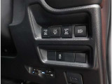 電動のスライドドアで楽々スムース!運転席からも開閉の操作もできます♪キーのスイッチひとつで自動開閉できる便利な機能もついてます♪