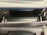 3.「認定中古車カルテ」は、走行距離や修復歴に加えてキズ・凹みの有無・状態や消耗品の交換、過去の整備状況がわかります。