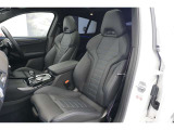 疲れにくいと評判のBMWのシートは一度座るとその良さがわかります☆お問合せ(0078-6002-613077)迄お待ちしております。大阪府吹田市芳野町5-55 毎水曜、第二・第三火曜日定休 営業時間10:00〜18:00