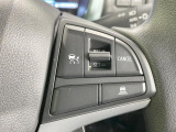 【アダプティブクルーズコントロール】高速道路での長距離走行が楽に!!自動で速度を保つクルーズコントロールが、衝突軽減システムと連携し、前方の車両を感知して車間を保つように速度調節してくれます!!